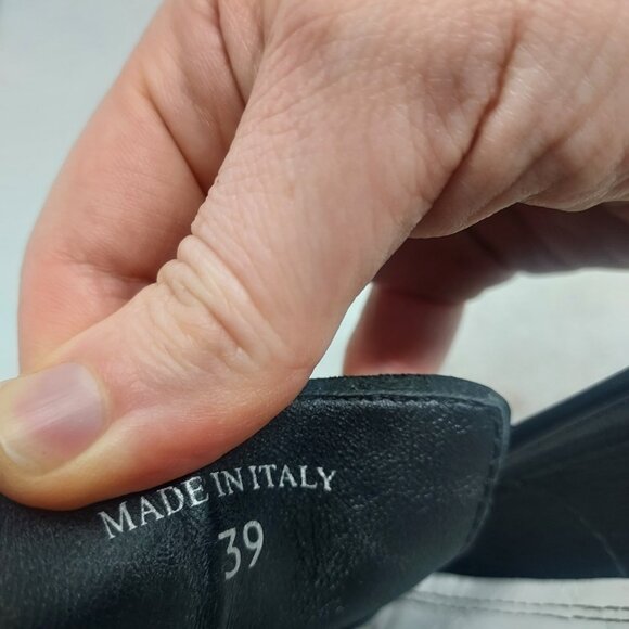 Maison Martin Margiela WOMENS Patent Black Split Toe Loafer - Picture 6 of 13